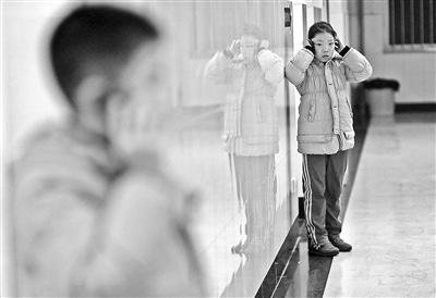 在京務(wù)工人員子女在衡水上學(xué)每月靠火車往返